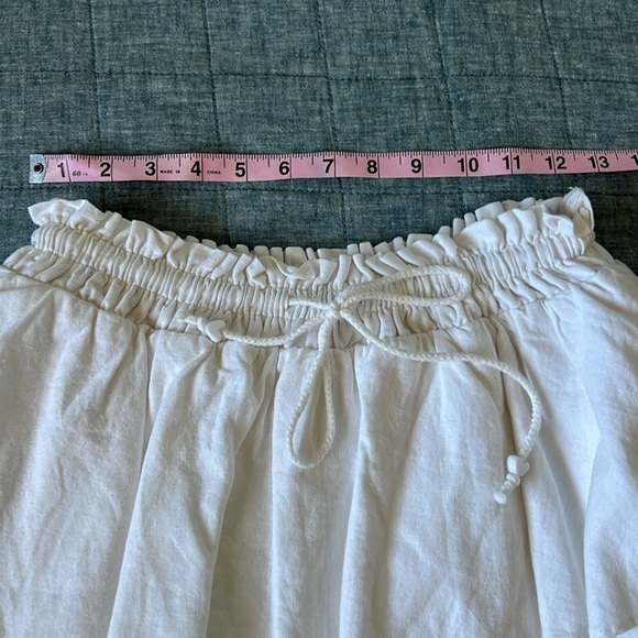 STONEY CLOVER LANE Linen Blend Tiered Mini Skirt with Heart Beads in White | XS - Picture 5 of 6